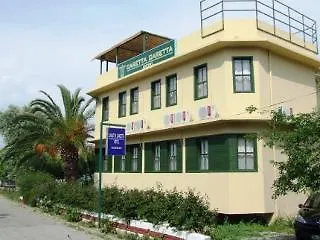 Hotel Caretta Caretta 2*